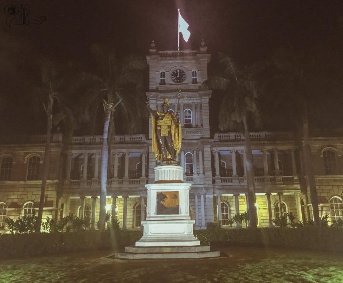 Hawaii Capital at night.
